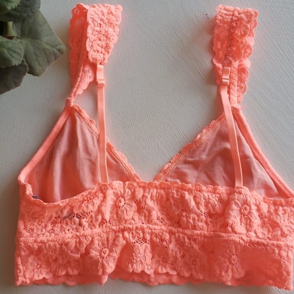 Aerie bralet - Picture 2 of 3